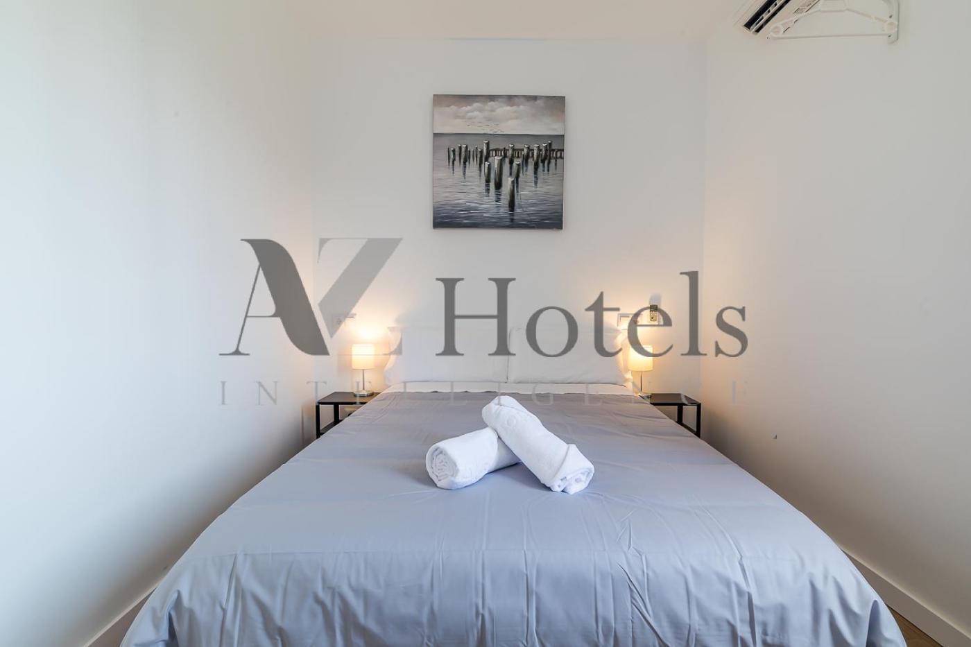 Ayz Joaquin Pol - Auto Check-In Property Madrid Dış mekan fotoğraf